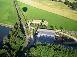  Volo in mongolfiera nel campagna 